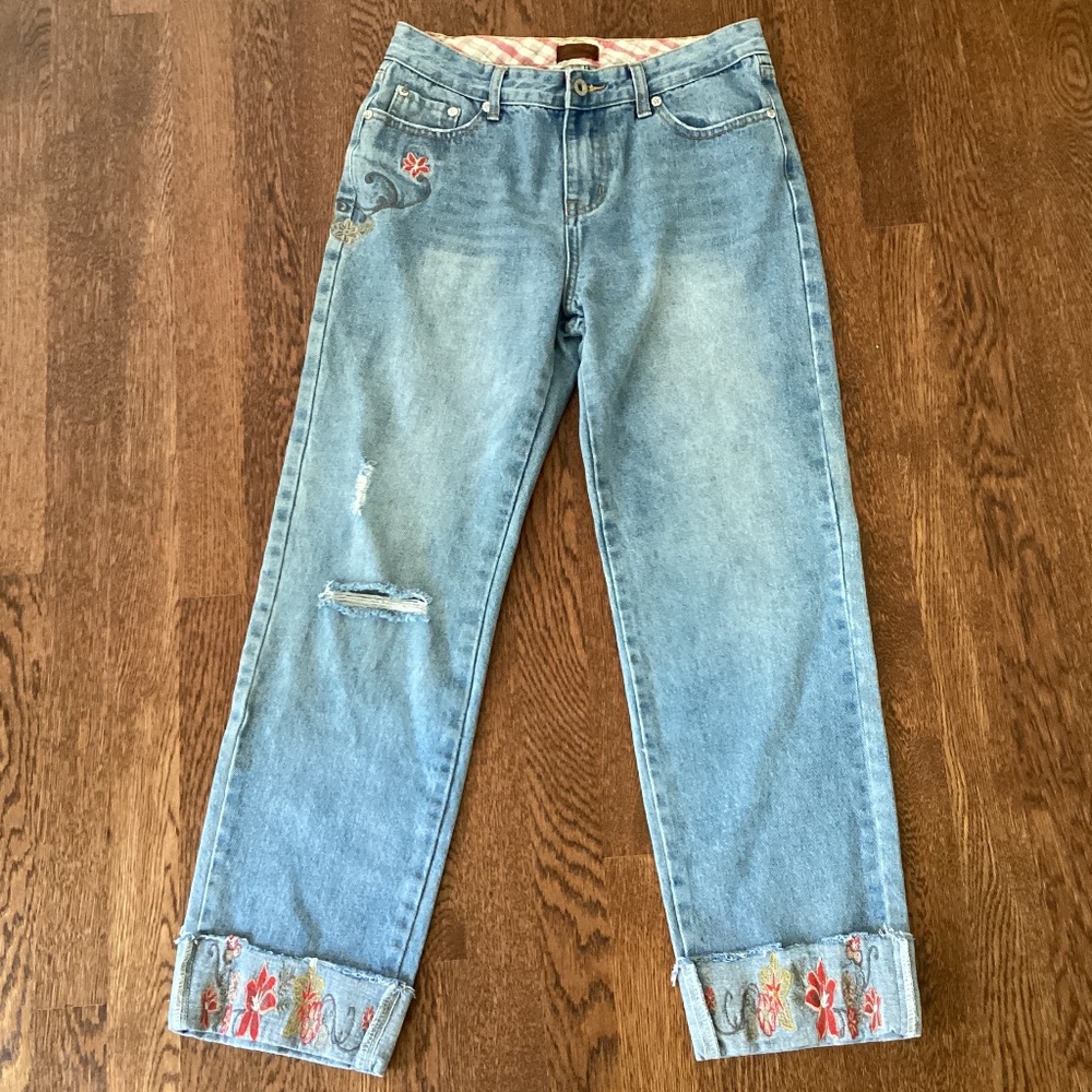POL Premium Denim Floral Embroidered Distressed Cropped Cuffed Jeans Festival